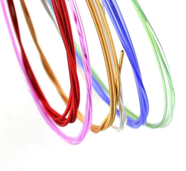 SET DE CUERDAS DE NYLON P/GUITARRA ACUSTICA DE COLORES